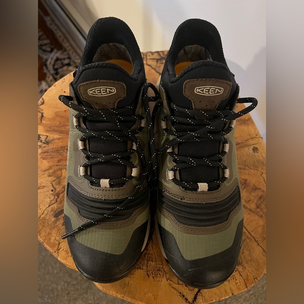 Hiking shoes